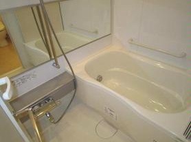 バス・シャワールーム　バスルーム