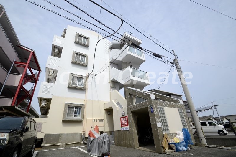 徳島市昭和町のマンションの建物外観