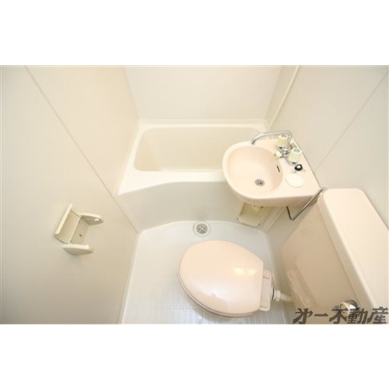 バス・シャワールーム　バスルーム