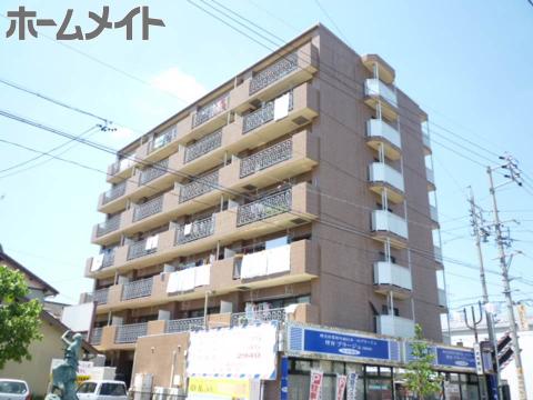 吉田マンション・城房の建物外観