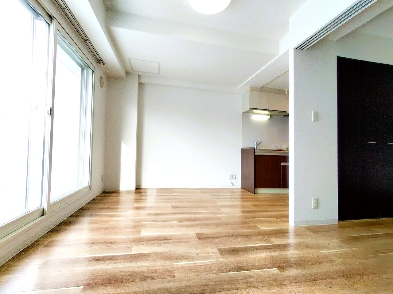 居室・リビング　明るいリビング♪