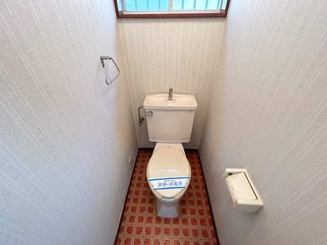 トイレ　トイレ