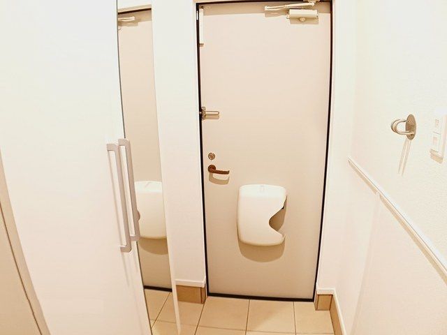 ペリエール Iの玄関写真