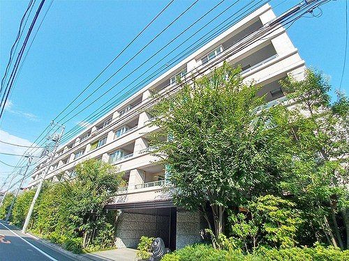 【立川市錦町のマンションの建物外観】