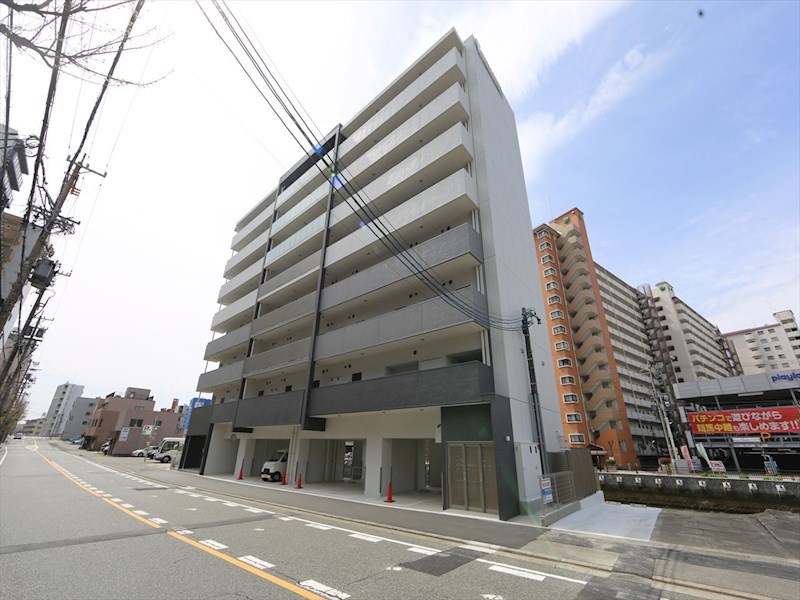 【名古屋市中区正木のマンションの建物外観】