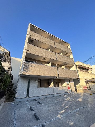 西宮市大畑町のアパートの建物外観