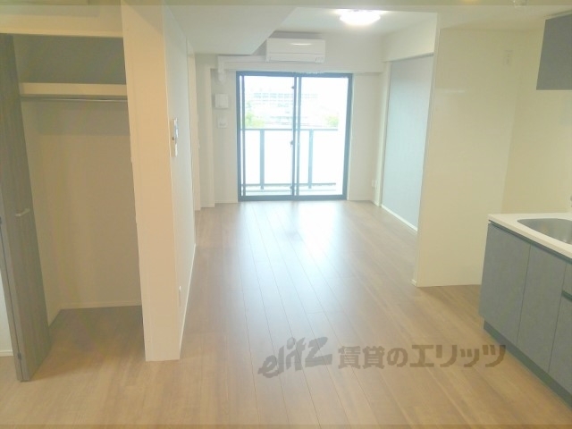 居室・リビング　リビング