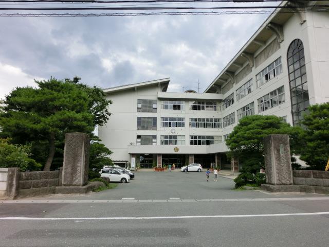 小学校　山形市立第八小学校（小学校）まで260m