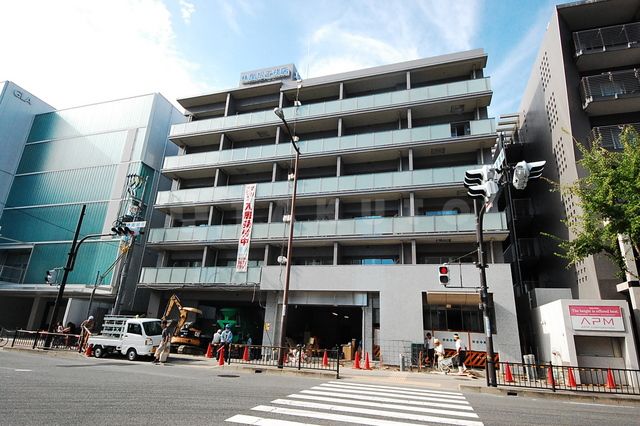 【吹田市金田町のマンションの建物外観】