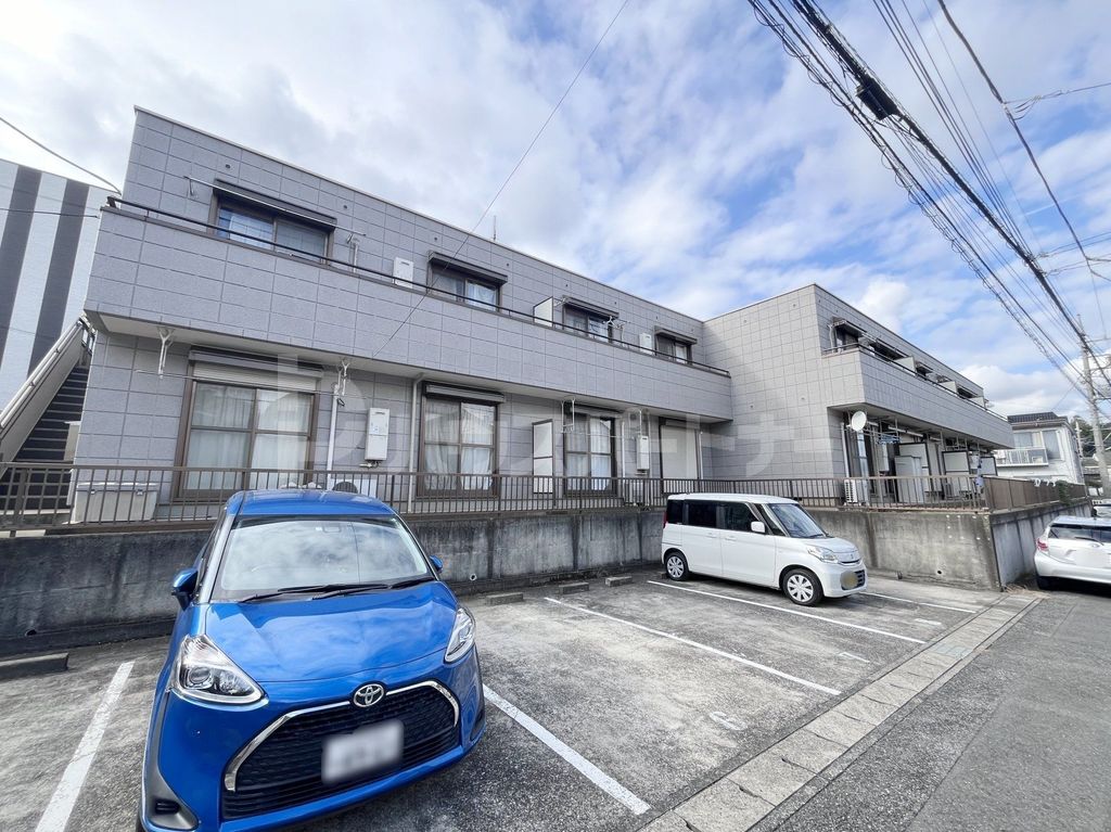 松戸市上本郷のマンションの建物外観