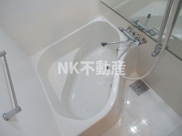 バス・シャワールーム　お風呂です