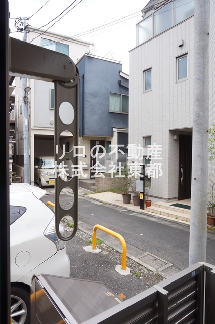 バルコニー　バルコニー付！お天気のいい日は洗濯物も気持ちよく干せます！