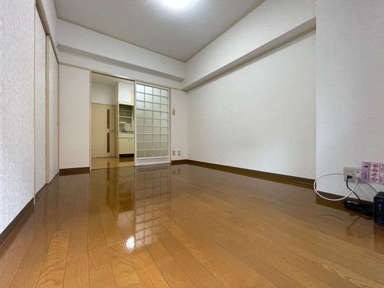 居室・リビング　※別部屋の写真です