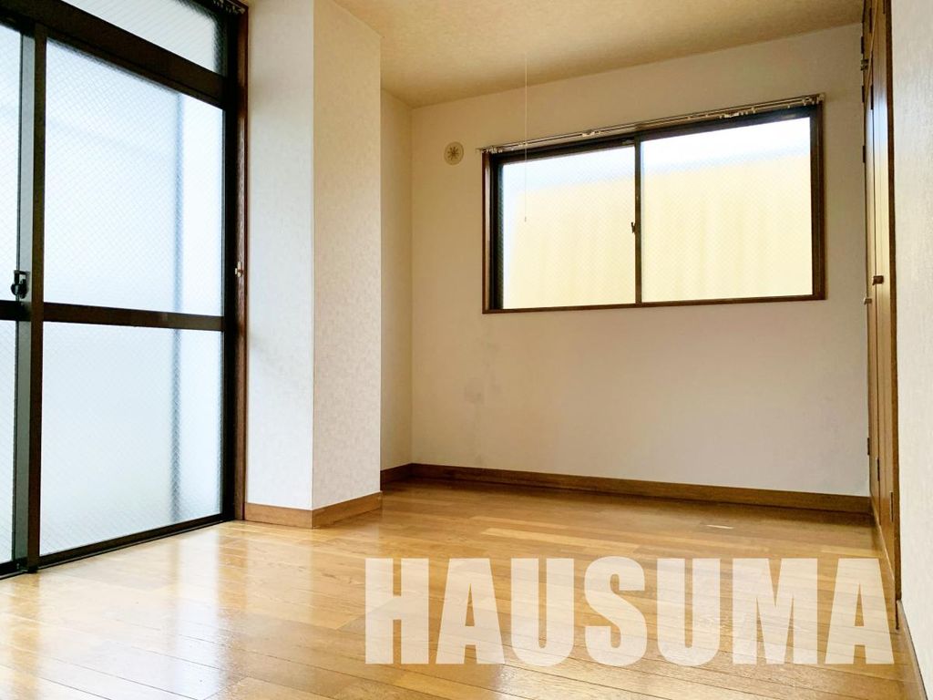 居室・リビング　※他号室写真使用