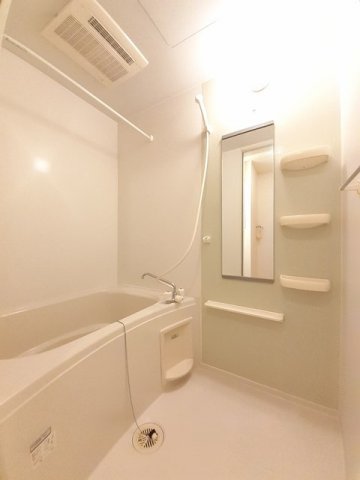 バス・シャワールーム　お風呂です