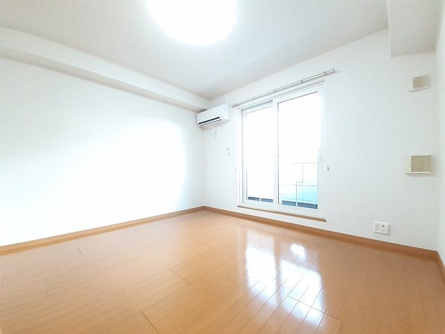 居室・リビング　使いやすい居間です