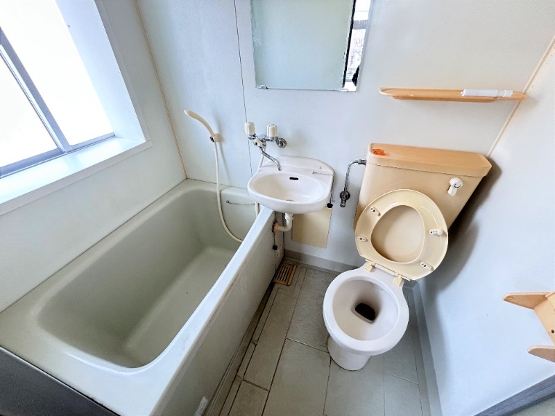 バス・シャワールーム