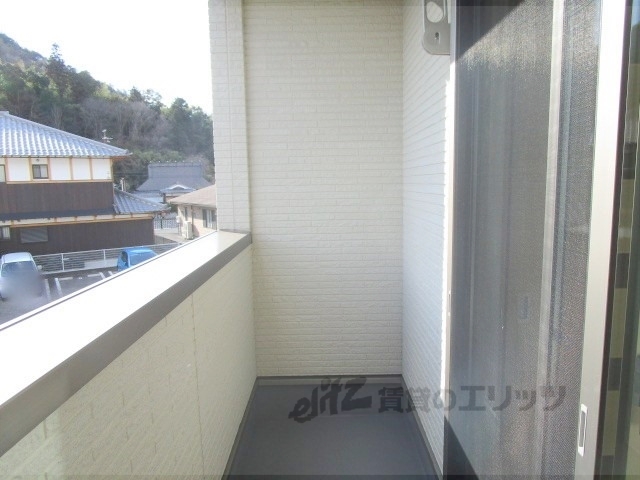 バルコニー　２階