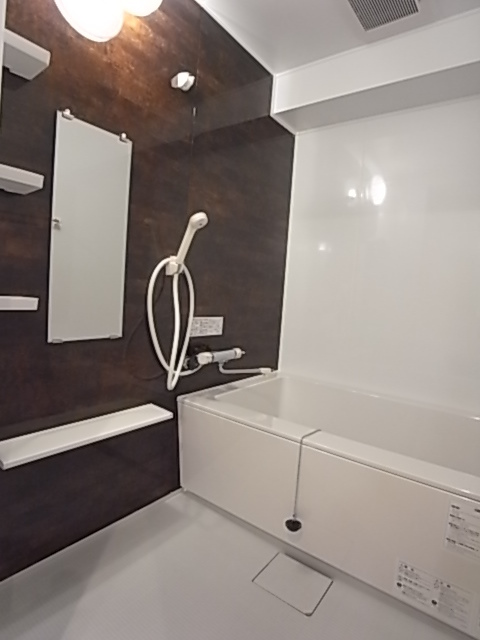 バス・シャワールーム