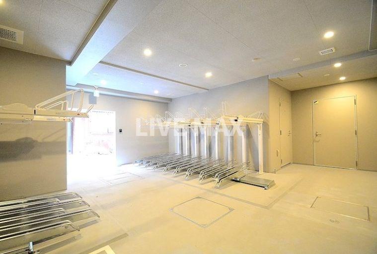 駐車場　駐輪場