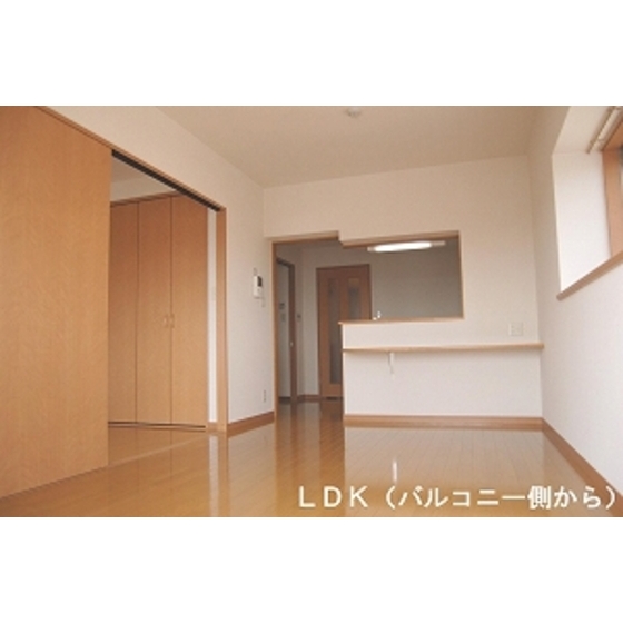 居室・リビング　リビング