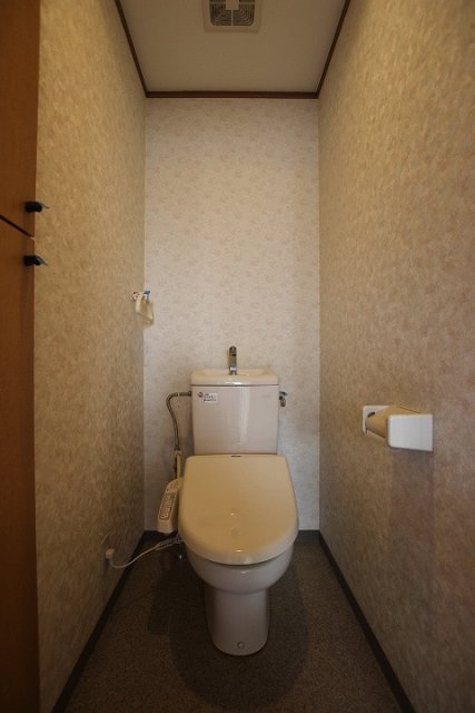 トイレ　同物件別号室