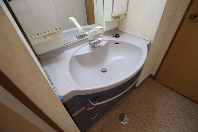 洗面設備　同物件別号室