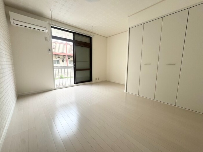 居室・リビング　図面と現状に相違がある場合には現状を優先