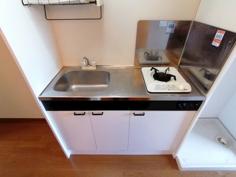 キッチン　１口がすキッチン！作業スペースもございます！