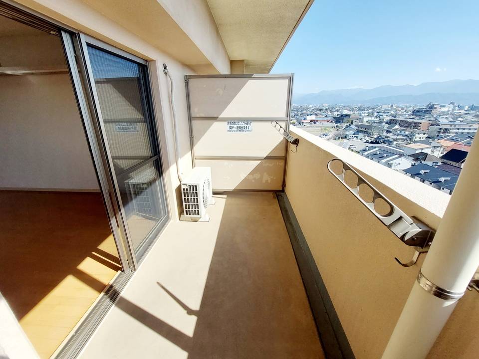 バルコニー　バルコニー