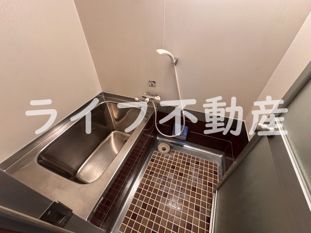 バス・シャワールーム　きれいなお風呂です