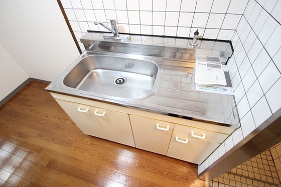 キッチン　※別部屋の写真です