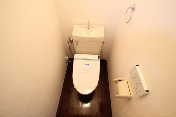 トイレ　※別部屋の写真です