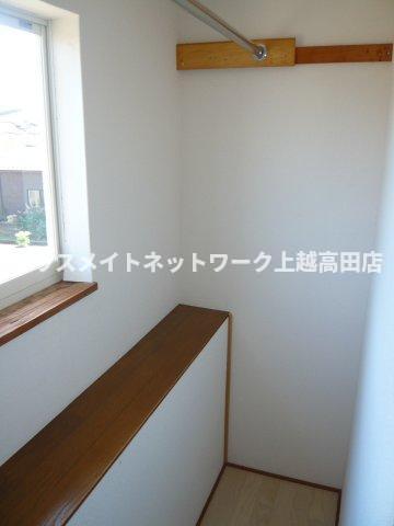 バルコニー　物干場