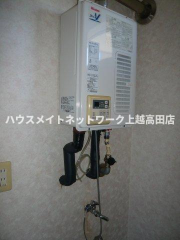 その他設備　給湯機