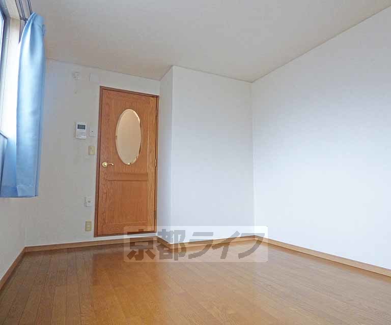 居室・リビング　広々とした部屋です。