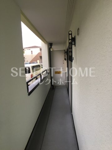 バルコニー　開放的で明るい空間を演出してくれるバルコニーです