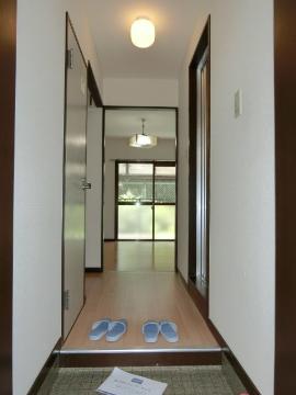 キャッスルコート　玄関　玄関から室内