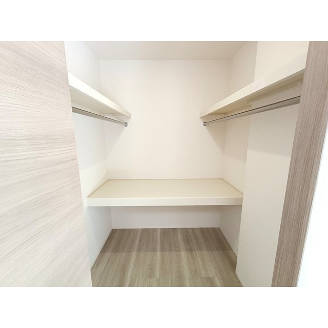 洗面設備　※類似物件（反転）