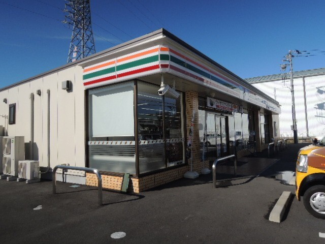 コンビニ　セブンイレブン富士宮三園平店（コンビニ）まで461m