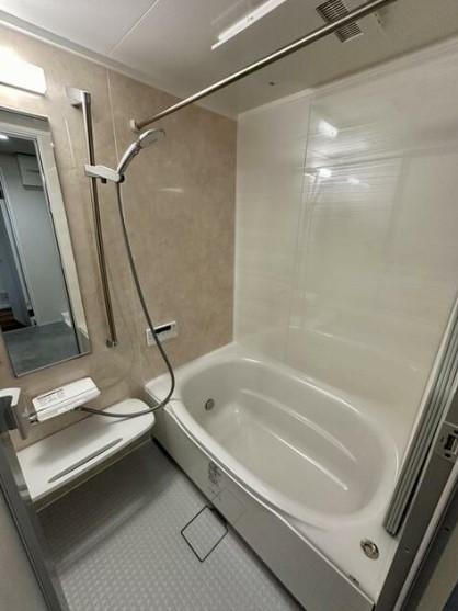 バス・シャワールーム　バス