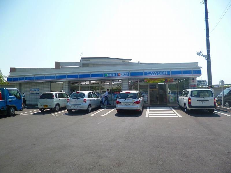 コンビニ　ローソン立川泉町店（コンビニ）まで273m