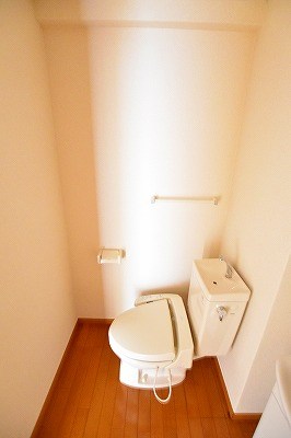 トイレ　★温水洗浄便座トイレ★