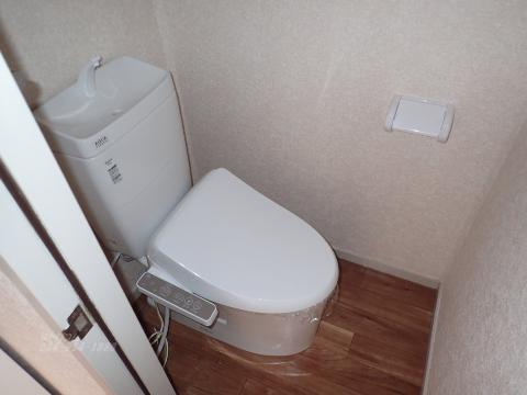 トイレ　シャワー付トイレ