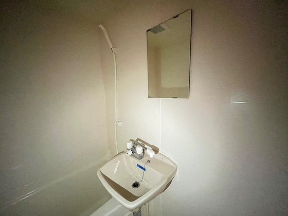 洗面設備　※別号室のお写真です。