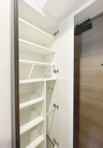 収納　シューズボックスです。