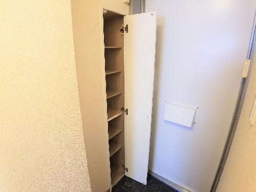 玄関　設備・使用は号室により異なる為、現況を優先致します。
