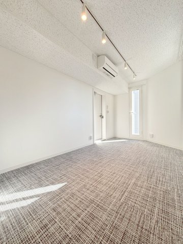 その他部屋・スペース　明るい洋室です