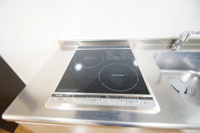 キッチン　２口IHキッチン