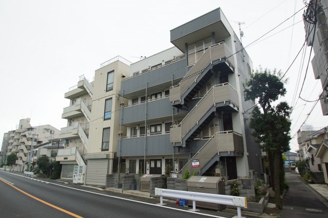 建物外観　「インターネット使い放題」のマンションです。